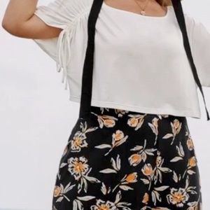 Simple yet stylish crop top!